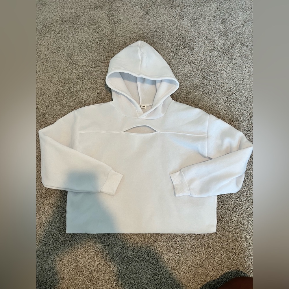 White crop top sweat shirt